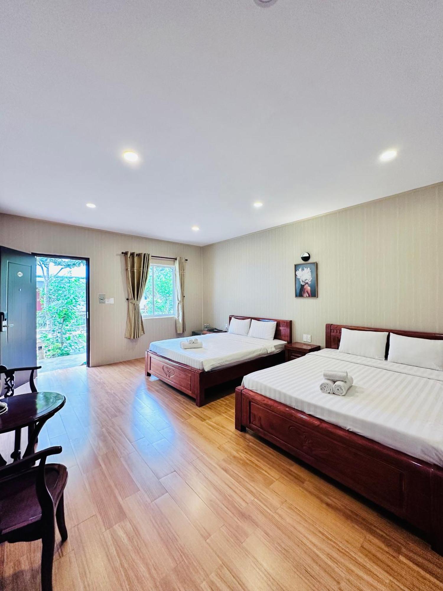 Bungalow Hotel Chi Khu Co Ong Exterior foto